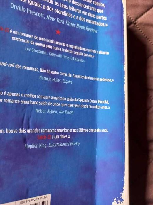 Catch 22 (Artigo 22) - Joseph Heller