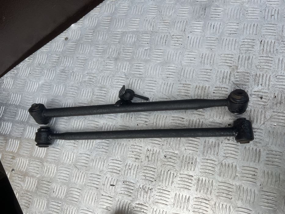 Задняя тяга Тойота рав4 год 04 toyota rav4