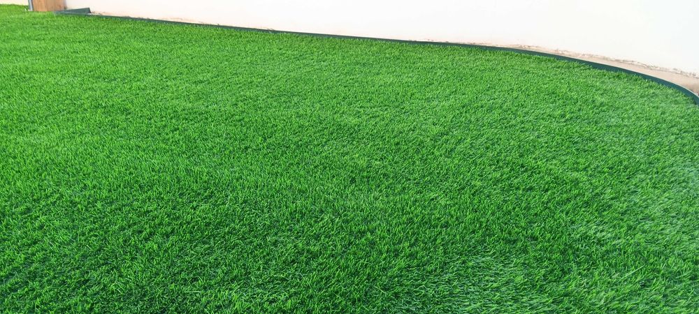 Colocamos Relva sintética ou natural e fornecemos