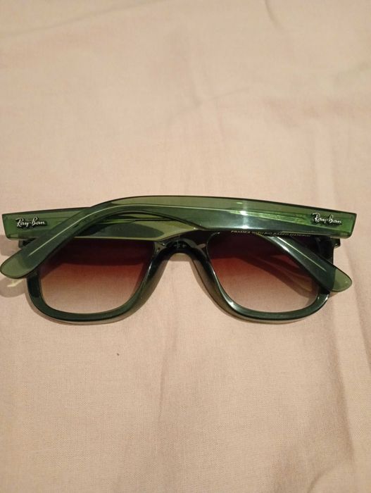 Ray‑Ban Wayfarer Reverse RBR0502S 6775CB – usado e em bom estado.