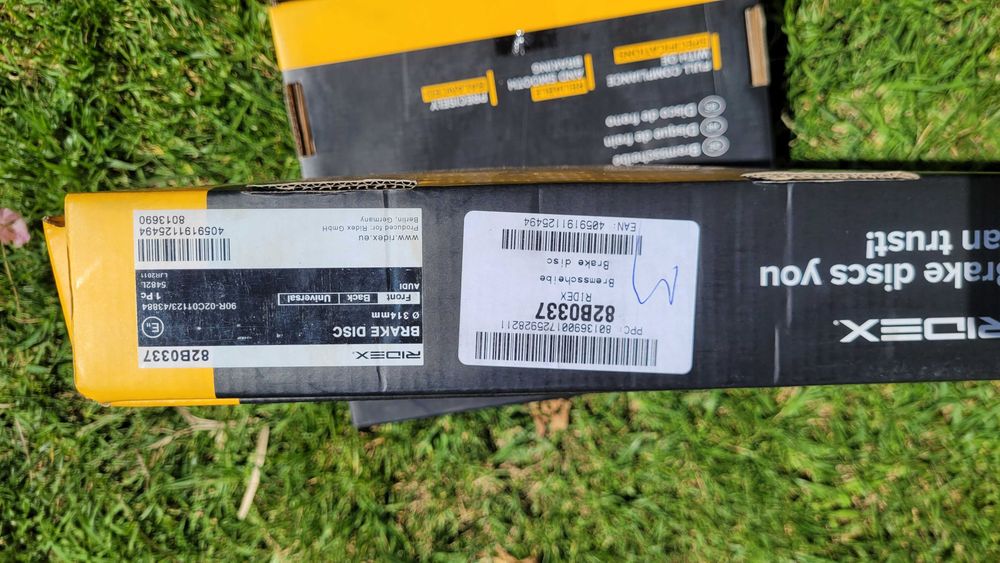 AUDI Kit discos ventilados e partilhas Travões Frente **NOVOS**