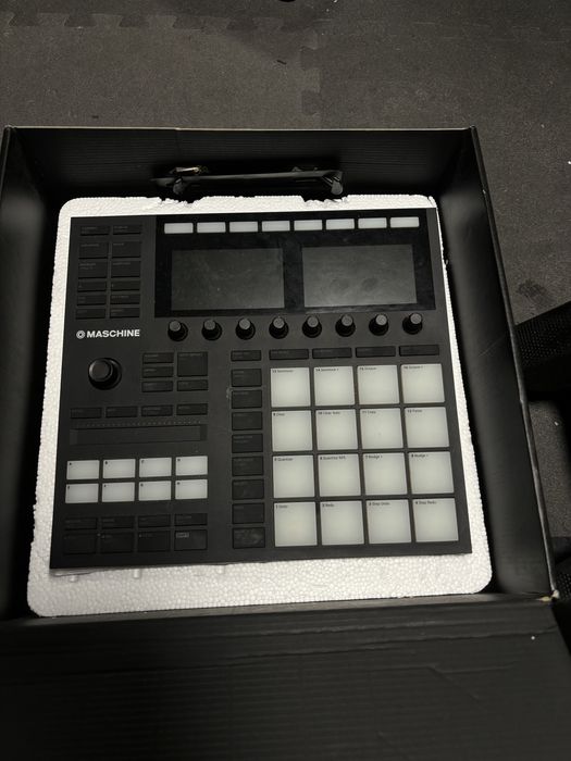 Native Instruments Maschine Mk3