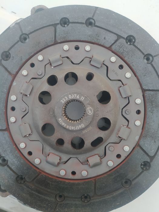 Кошик зчеплення для автомобіля гольф4