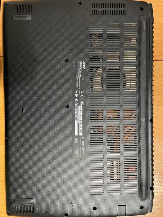 ACER Aspire 7 a715-42g  GTX1650 4gb, 16gb RAM, 512GB SSD Rayzen 5 5500