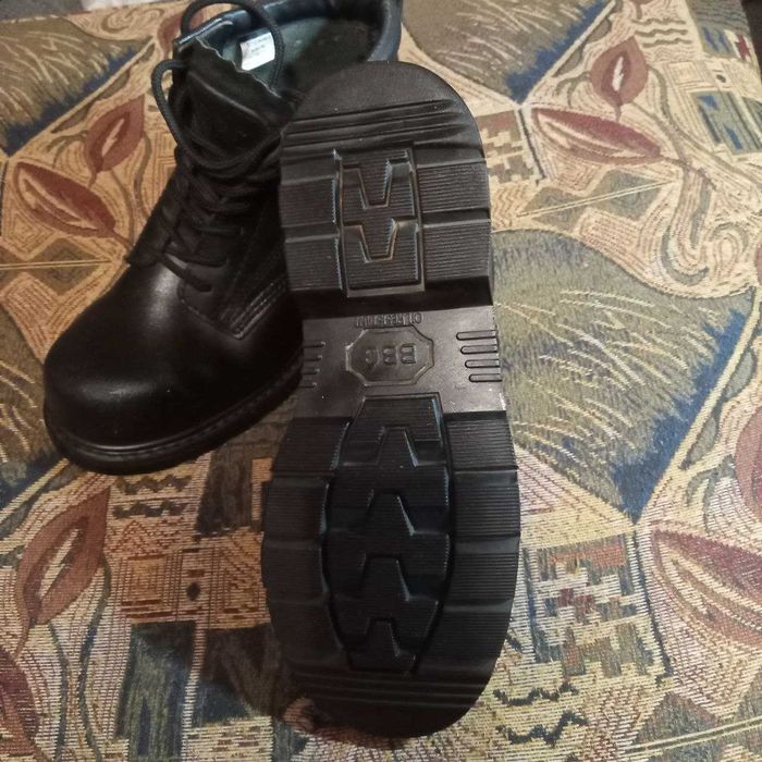 Продам б.у рабочие ботинки BBC 39 р