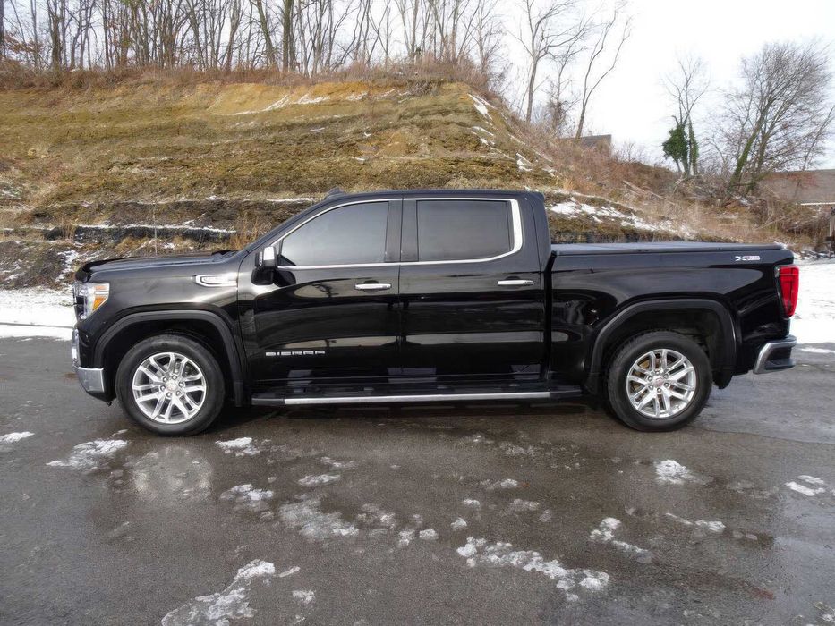 GMC Sierra 1500 SLT      2019