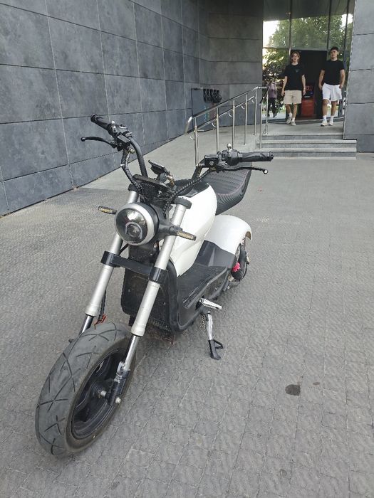 Электроскутер Citycoco X12 2000W 60V 12Ah.