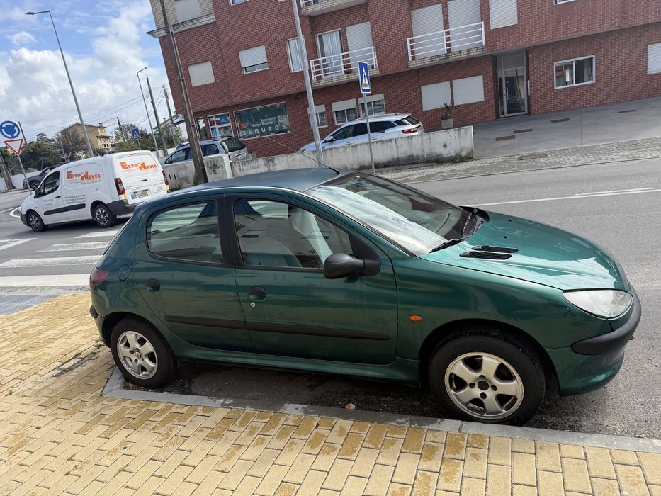 Peuguet 206 ano 1998