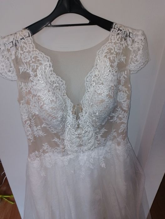 Piękna suknia ślubna