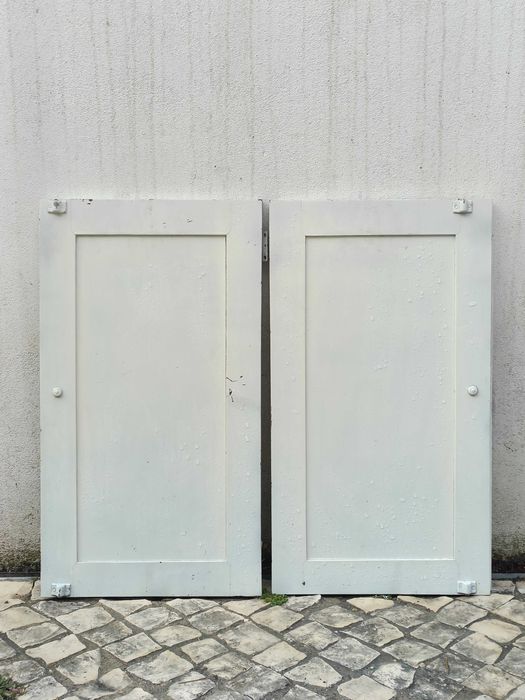 Portas de armário antigas