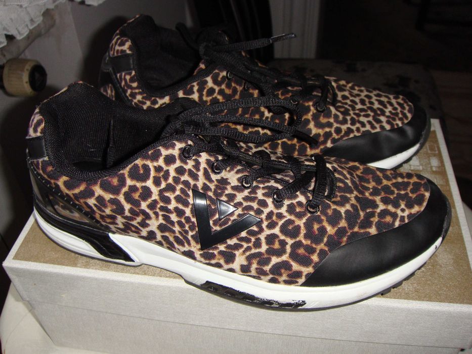 Buty - Damskie  Panterki  ,,, 39