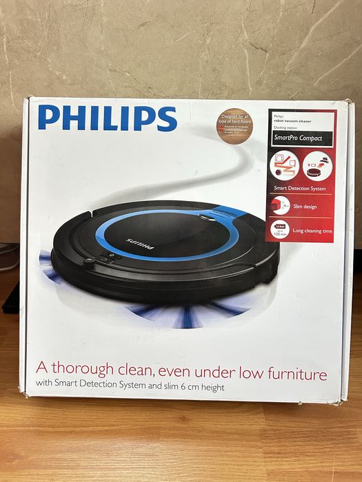 Робот пилосос PHILIPS
