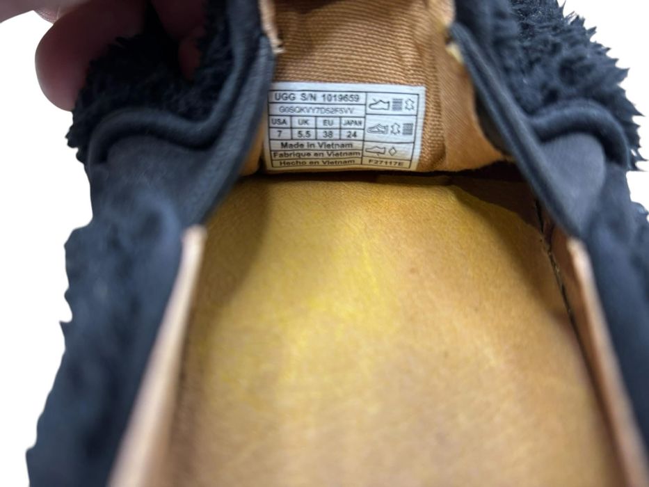 Sneakersy skorzane UGG rozmiar 38
