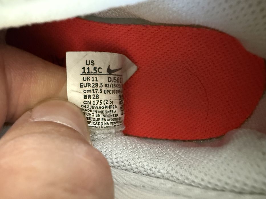 Бутси без шнурків Nike Air mercurial 28.5 розмір