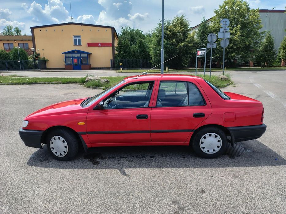 Nissan Sunny