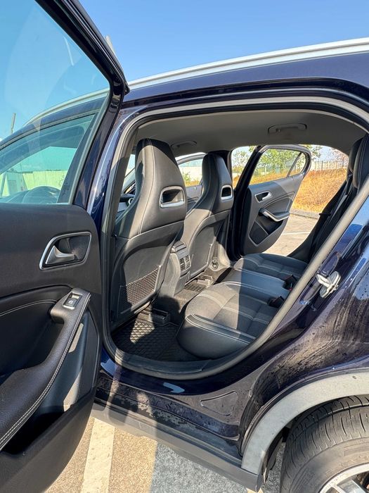 Mercedes GLA180d 2017