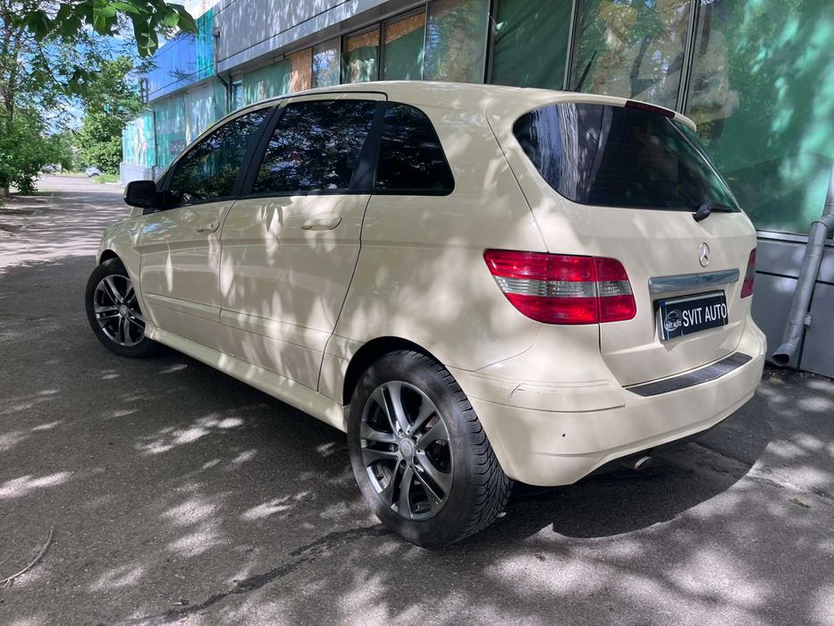 Продам Mercedes-Benz B-Class 2.0 дизель на АКПП