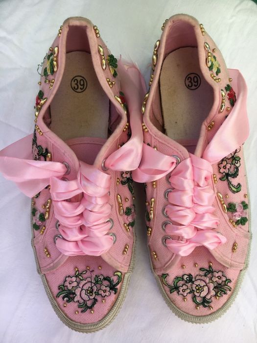 Кеды женские с рисунком и бисером