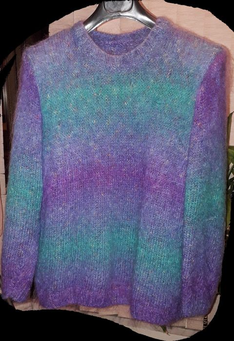 Camisola de lã, com pelo grande, feita à mão, tamanho M/L