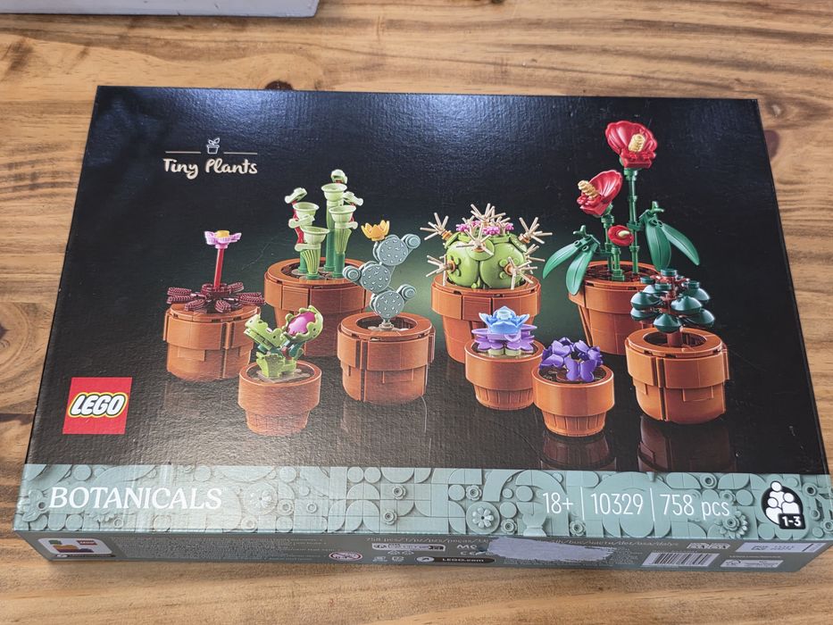 Nowe Lego Botanicals Tiny Plants 10329 Kobylnica • OLX.pl