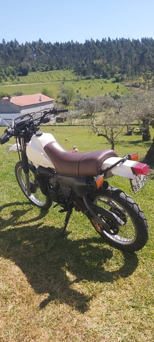 Yamaha DT 125 MX - Mota antiga | Mota Clássica