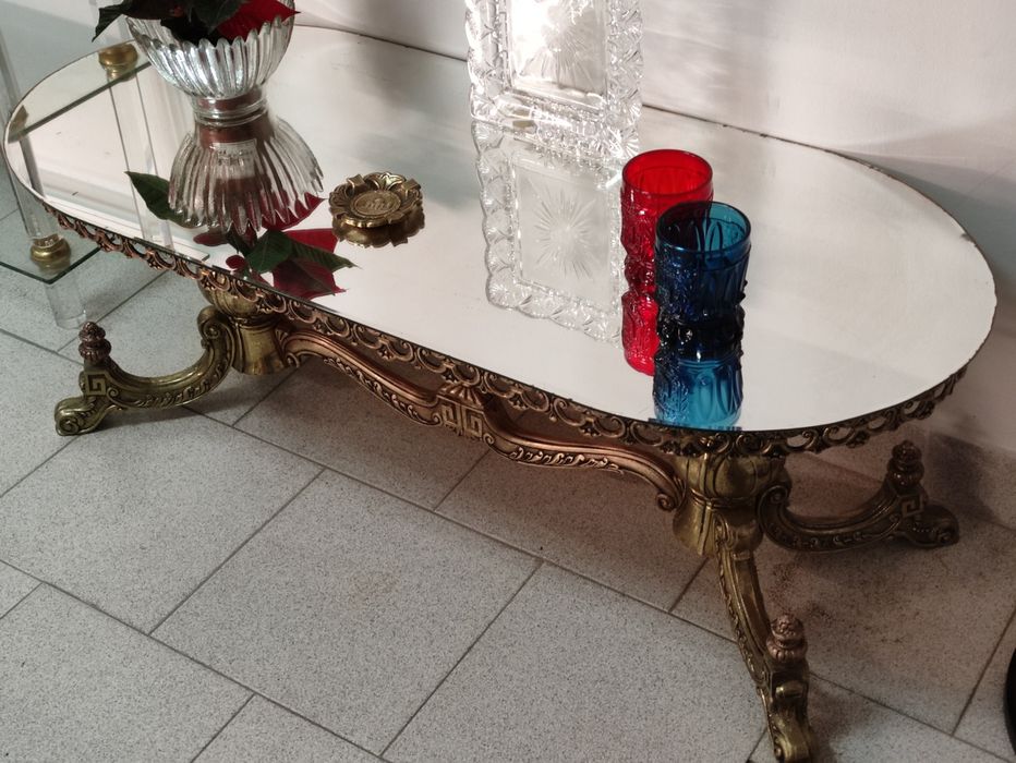 Mesa de centro em bronze