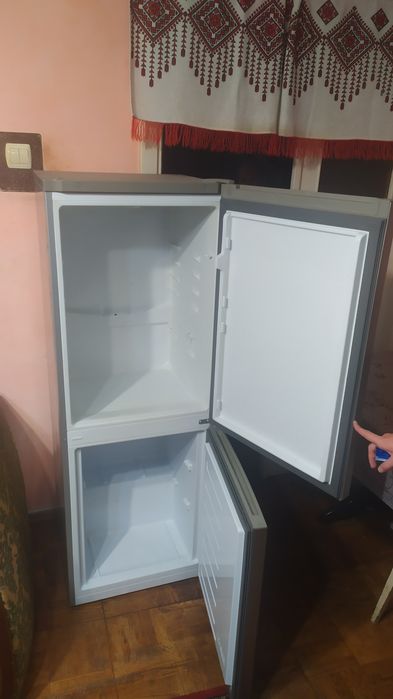 Ущільнювач для холодильника Beko