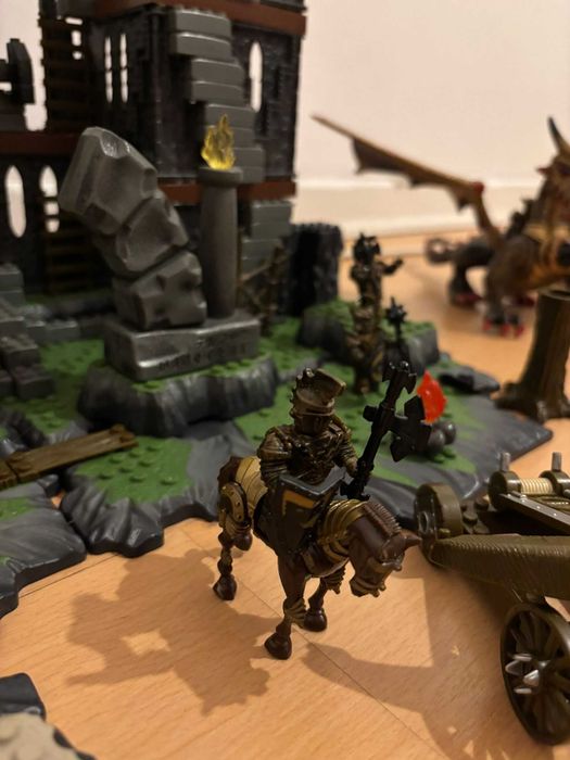MEGA BLOKS Dragons tower - Collectors Edition