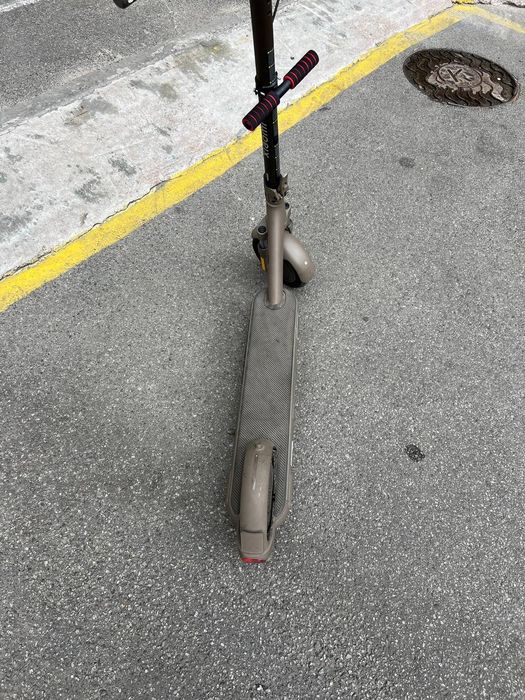 Електросамокат Xiaomi Mi Electric Scooter