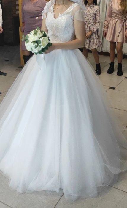 Продам Весільну сукню