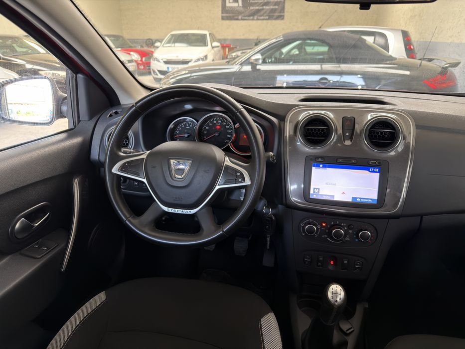 Dacia Sandero Stepway 0.9 TCe Comfort/Plus - Desde 120€ Mês