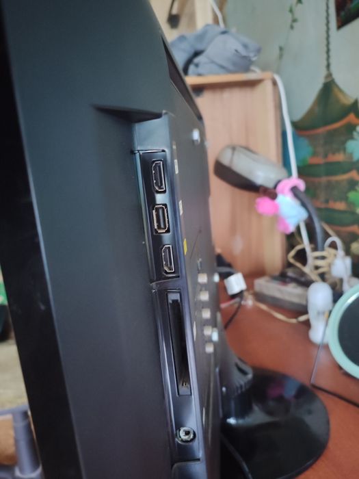 Продам телевизор Samsung 32"