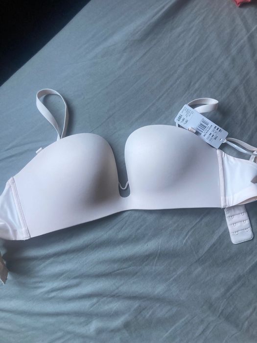 Stanik Esotiq
Novelty Cream nowy z metką