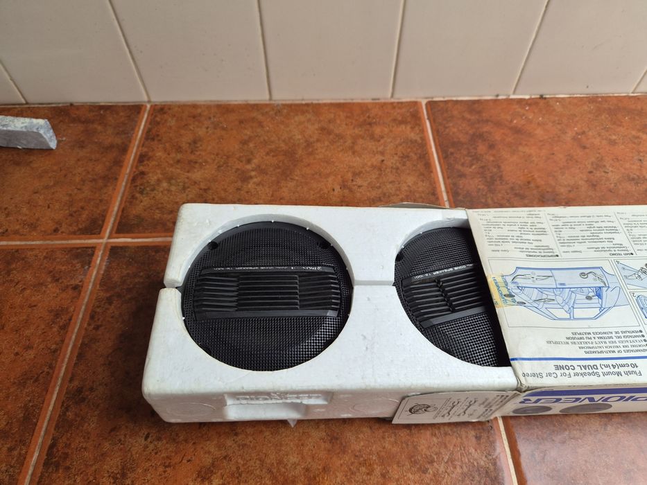 Colunas pioneer TS-101