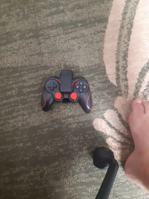 Продам гемпад без проводний