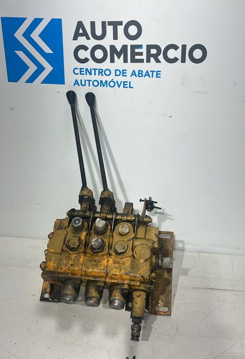 DISTRIBUIDOR HIDROLICO UNIVERSAL UNIVERSAL