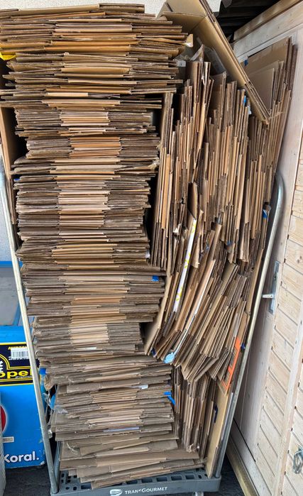 Kartony używane różnej wielkości 70 groszy 1 sztuka