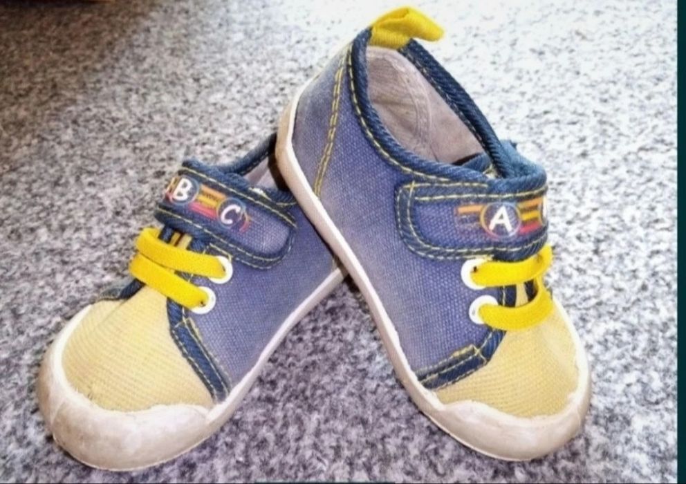 20 Tenisówki cool club