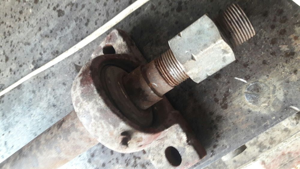 Вал до церкулярки 80см