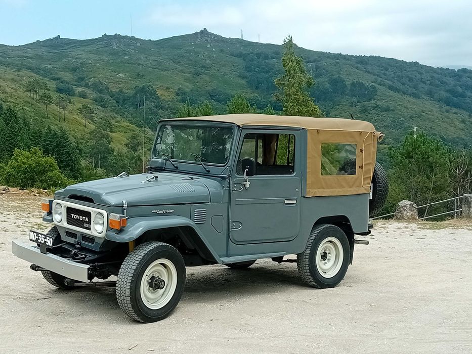 LAND CRUISER BJ40 - Excelente