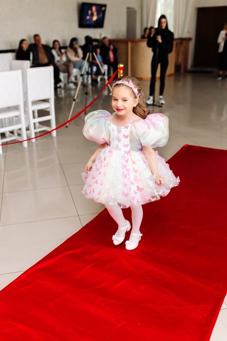 Продам випускну сукню