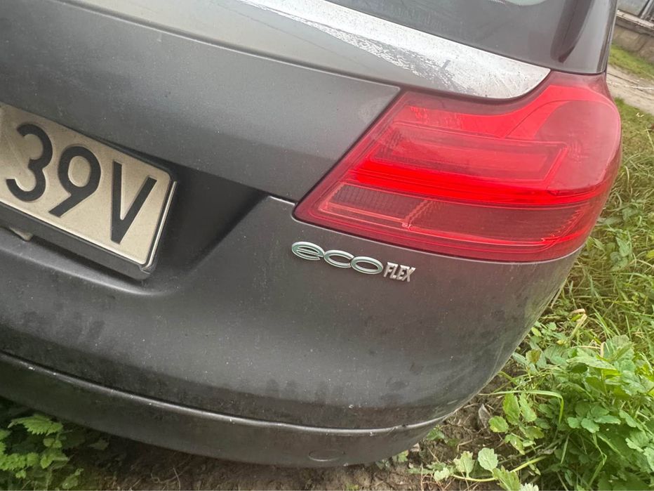 Opel Insignia 2010, uszkodzony silnik