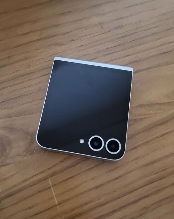 Samsung flip 6 troco por outro do meu agrado obrigado