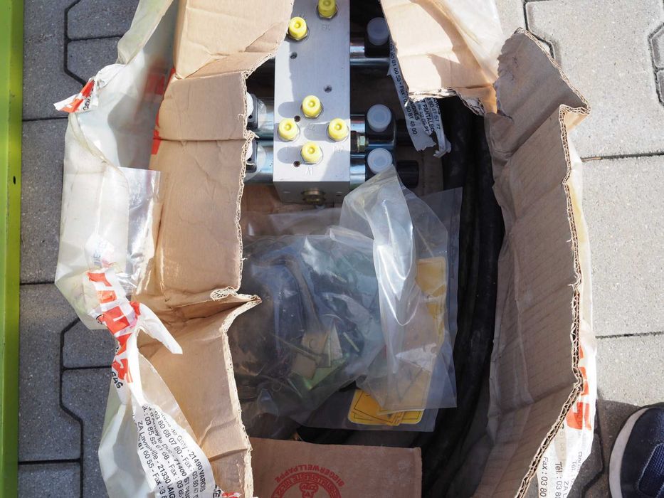 Claas Lexion - rozrzutnik kolb, rozdzielacz słomy