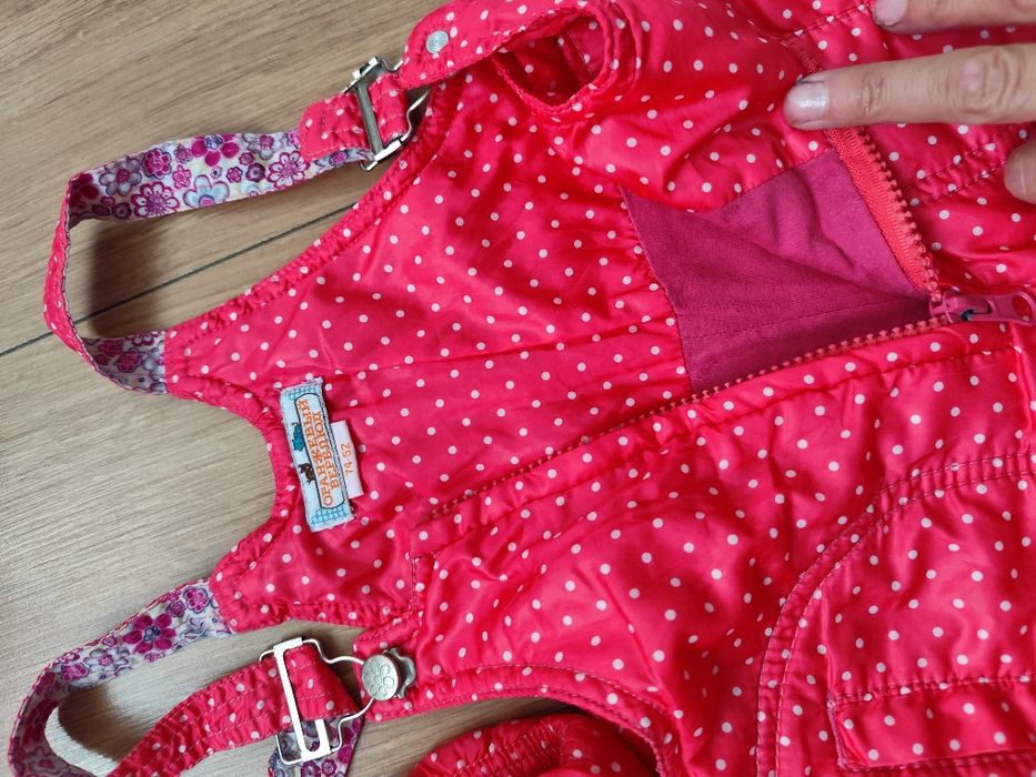 Śliczny kombinezon rozmiar na 74 cm