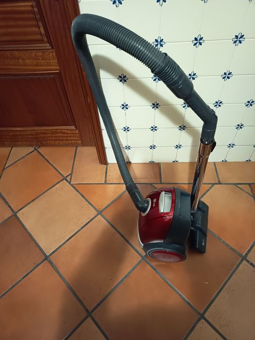 Aspirador LG c/saco