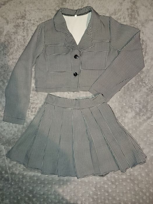 Костюм для дівчинки