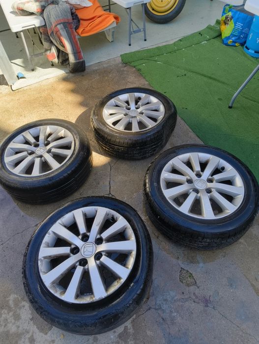 4 Jantes honda 16 com pneus conjunto completo