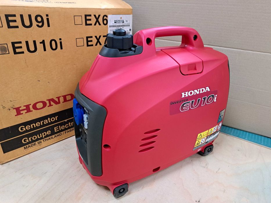 Генератор инверторный Honda EU10i.