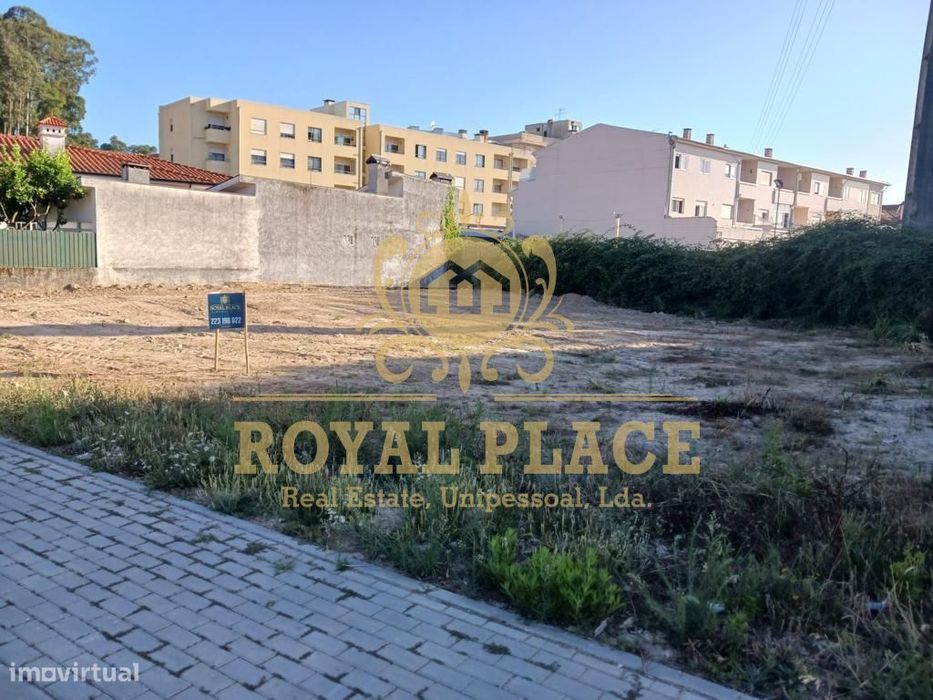 Terreno em Santa Maria de Lamas